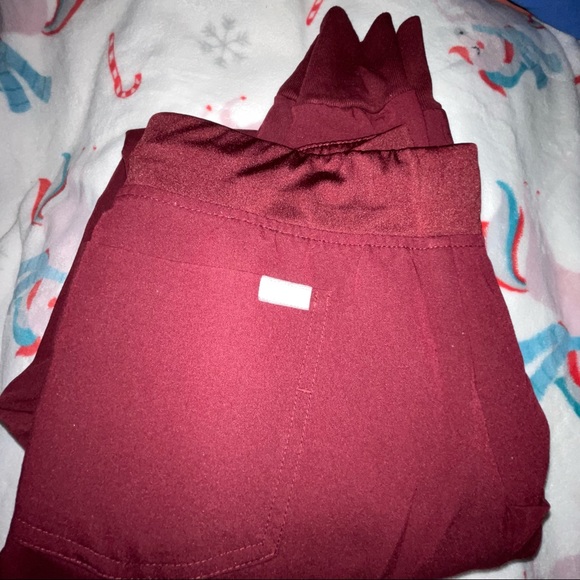 Figs Pants - Zamora burgundy scrub pants joggers